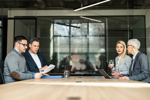 How to Choose the Right Divorce Lawyer in Naperville for a Smooth Separation? (7 Easy Steps)